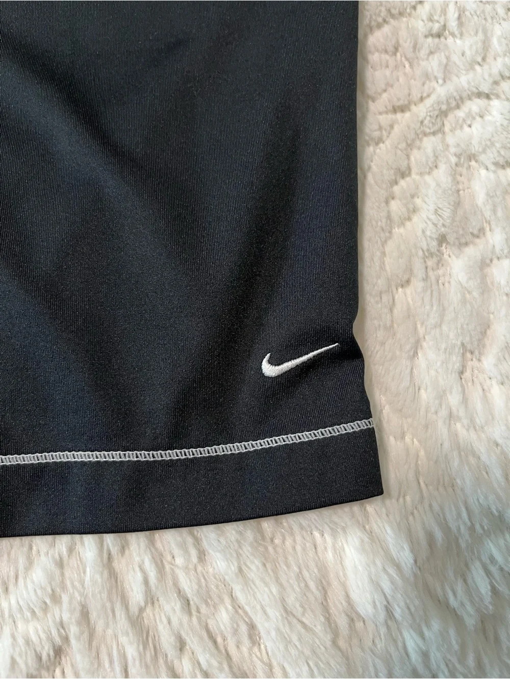 Nike Black Cropped Training Pants with White Piping Size S(4-6)